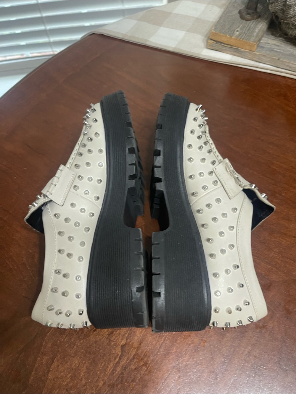 Steve Madden  Malvern Studded Loafers lug - Picture 7 of 10